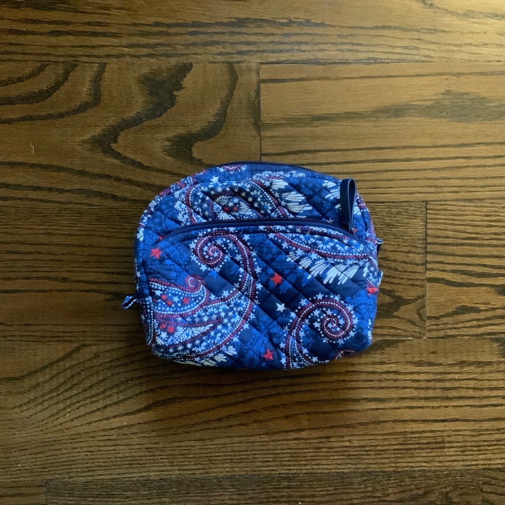 Vera Bradley Fireworks Paisley Makeup Bag